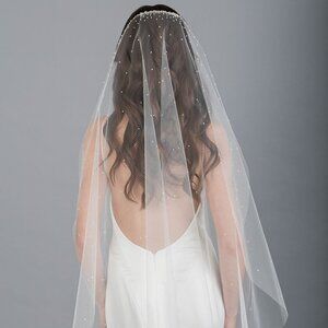 Wedding Veil - Waltz length, ivory